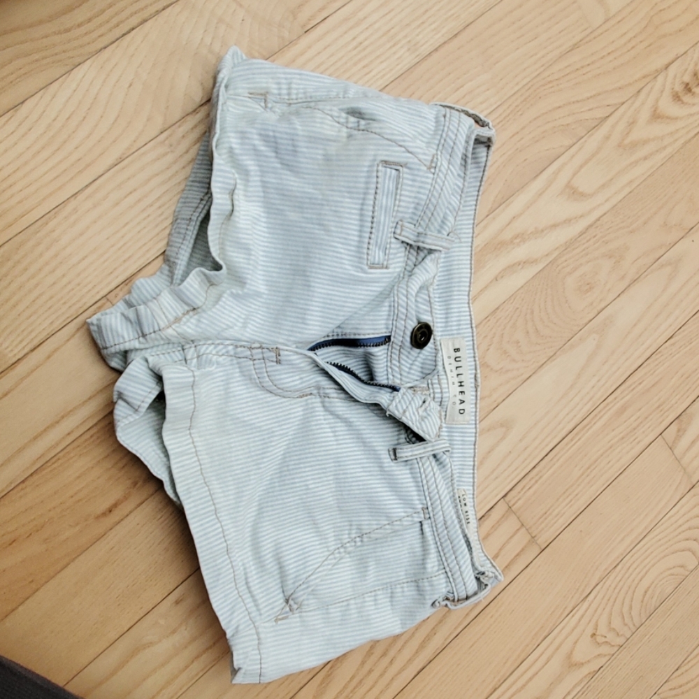 Bullhead low rise jean short